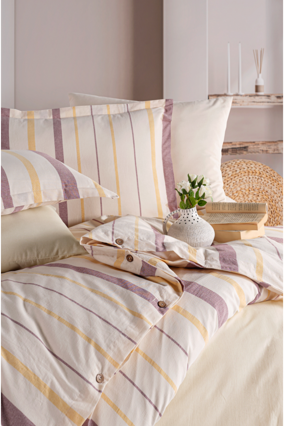 Çift Kişilik Çizgili Nevresim Takımı Regina Keten Sarı-Mor Çift Kişilik Çizgili Nevresim Takımı Regina Keten Sarı-Mor