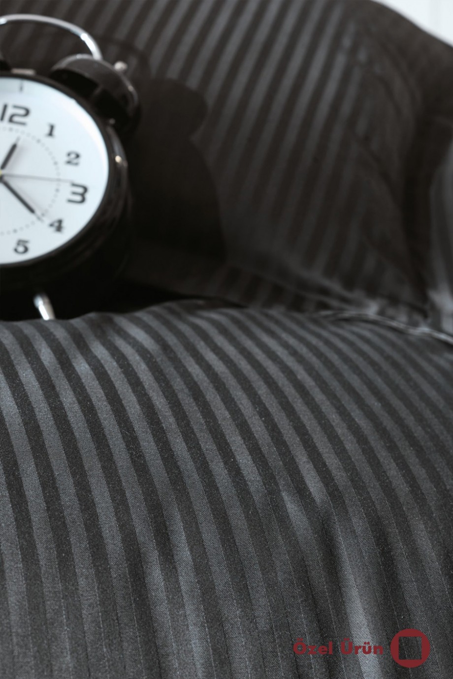 Orijinal Çizgili Pamuk Saten Nevresim Takımı - Siyah